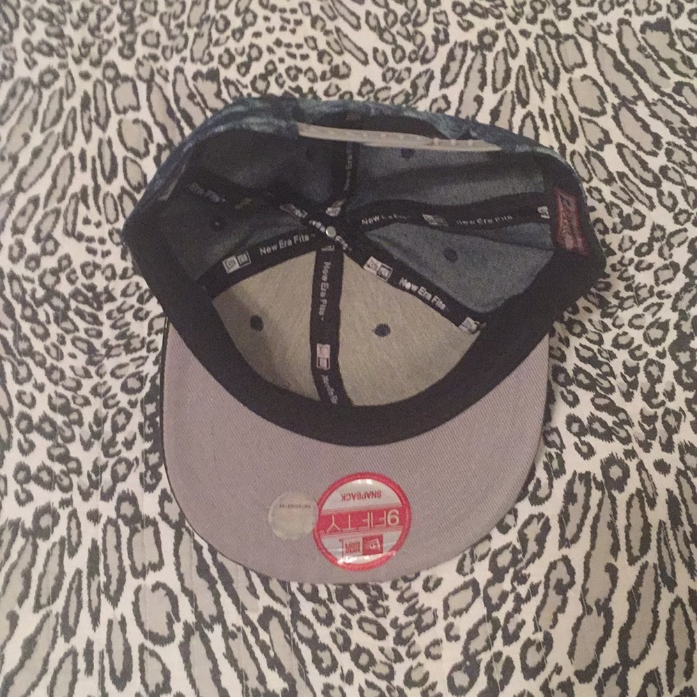 SnapBack Cap - Picture 3 of 4